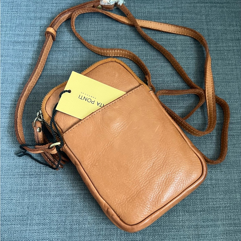 NWT MARTA PONTI LEATHER UNISEX SMALL CROSSBODY SHOULDER BAG PHONE CASE PURSE